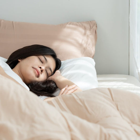 Going to Bed Early: Why the First Hour Matters for Your Health and Sleep